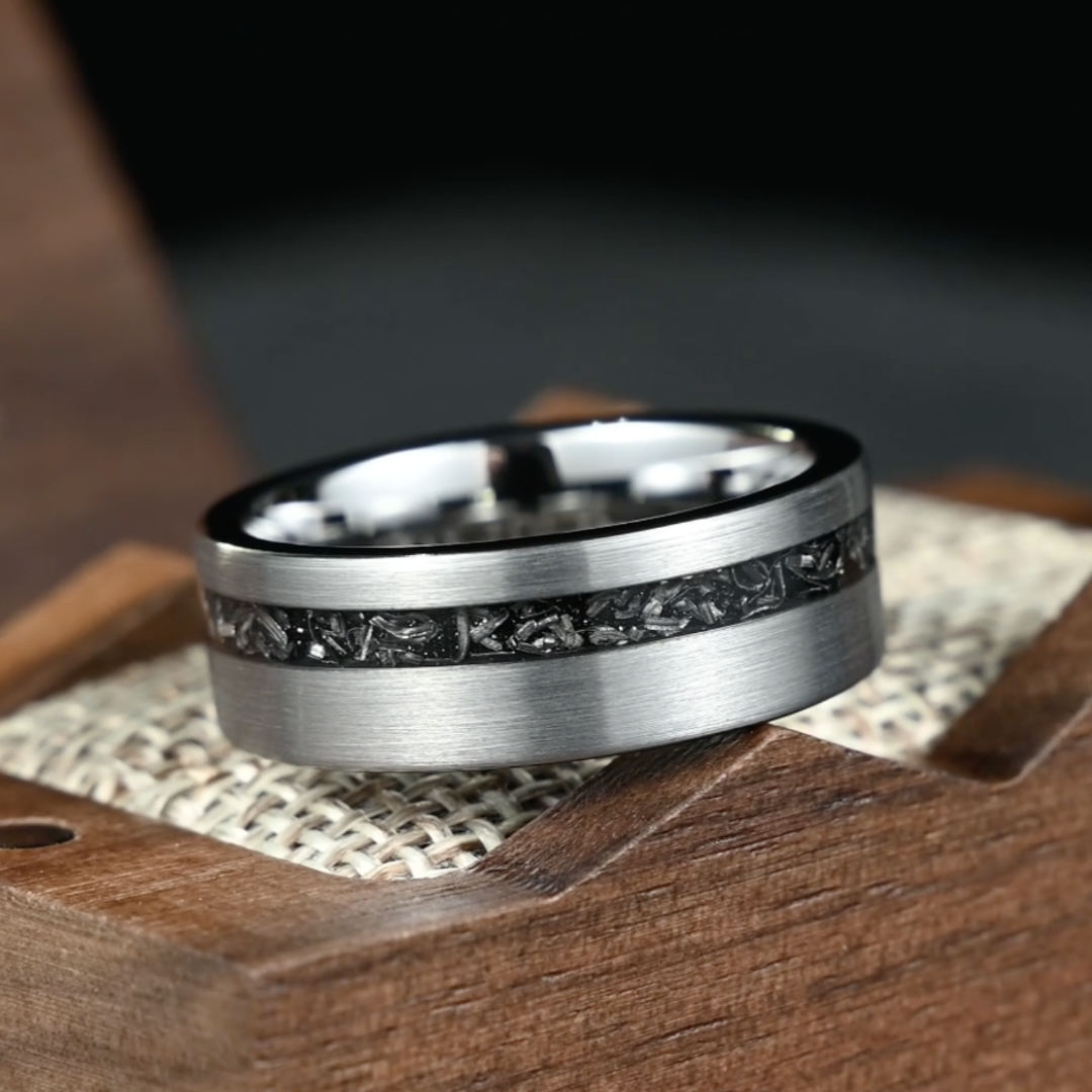 The Eclipse – Smooth Silver Tungsten With Crushed Meteorite Inlay