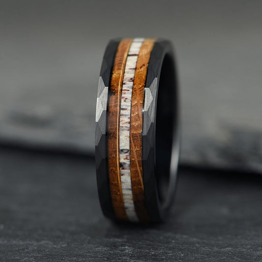The Cairn – Black Hammered Tungsten Ring With Antler & Burnt Whisky Barrel (8mm)