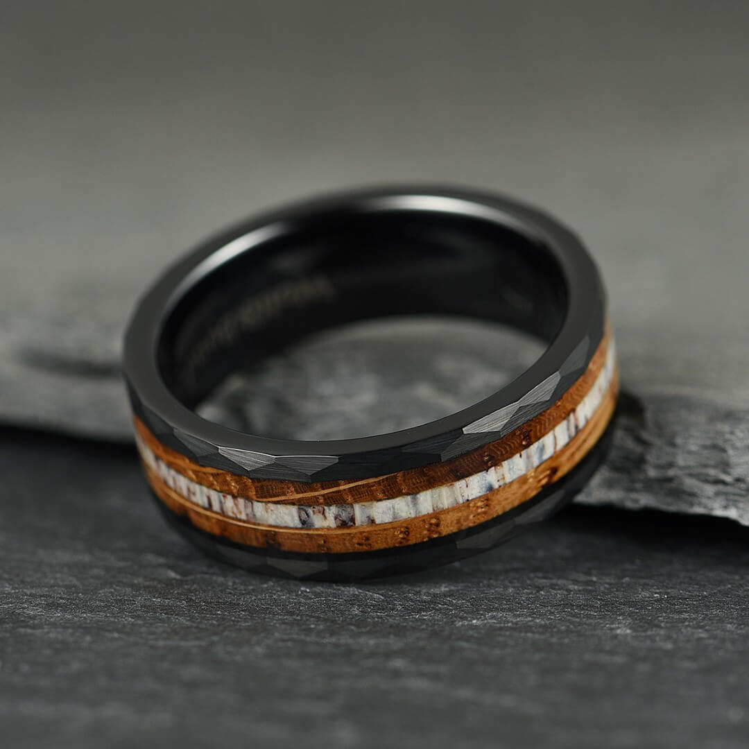 The Cairn – Black Hammered Tungsten Ring With Antler & Burnt Whisky Barrel (8mm)