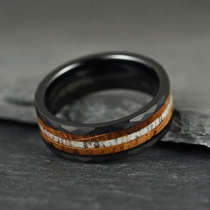 The Cairn – Black Hammered Tungsten Ring With Antler & Burnt Whisky Barrel (8mm)