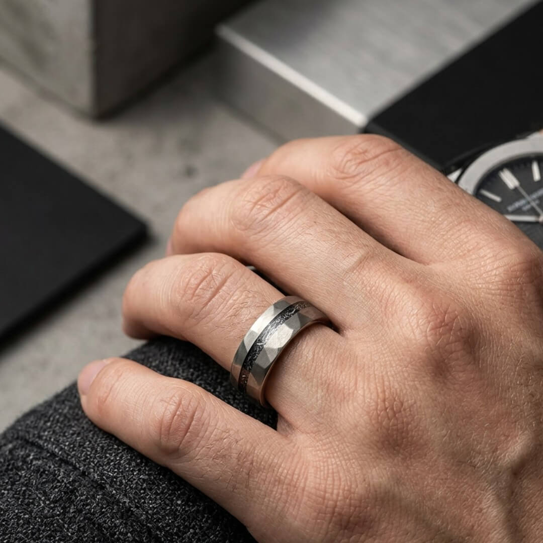 The Astra – Silver Hammered Titanium Ring With Crushed Meteorite (6mm, 8mm)