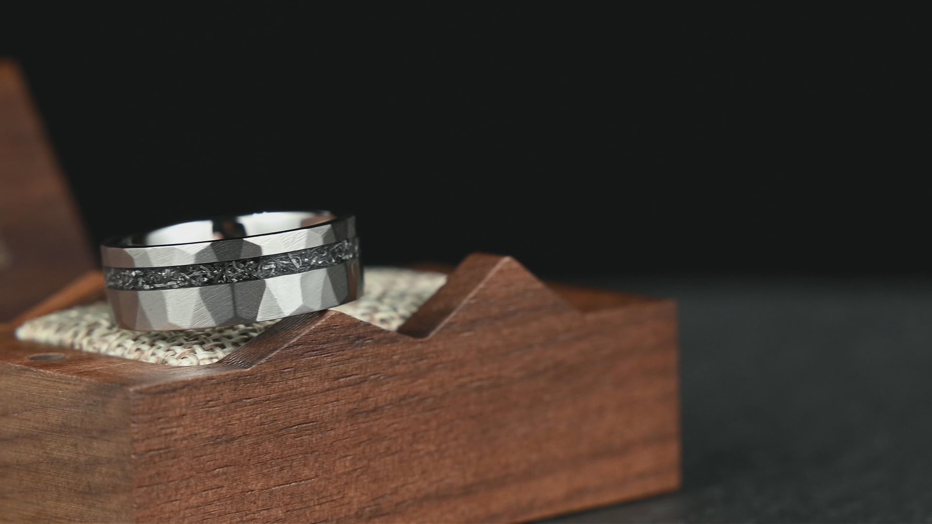 The Astra – Silver Hammered Titanium Ring With Crushed Meteorite